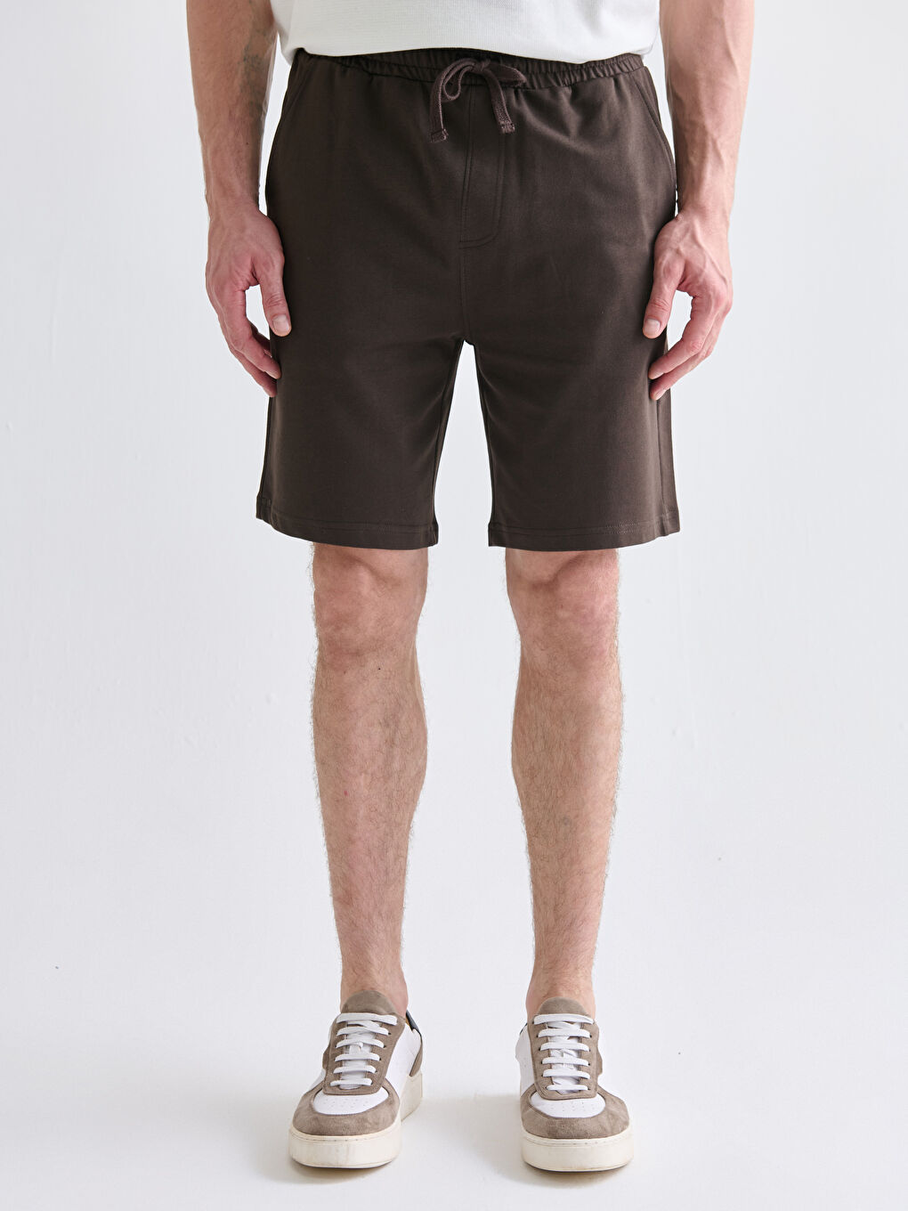 Kahverengi Standart Kalıp Erkek Şort-1