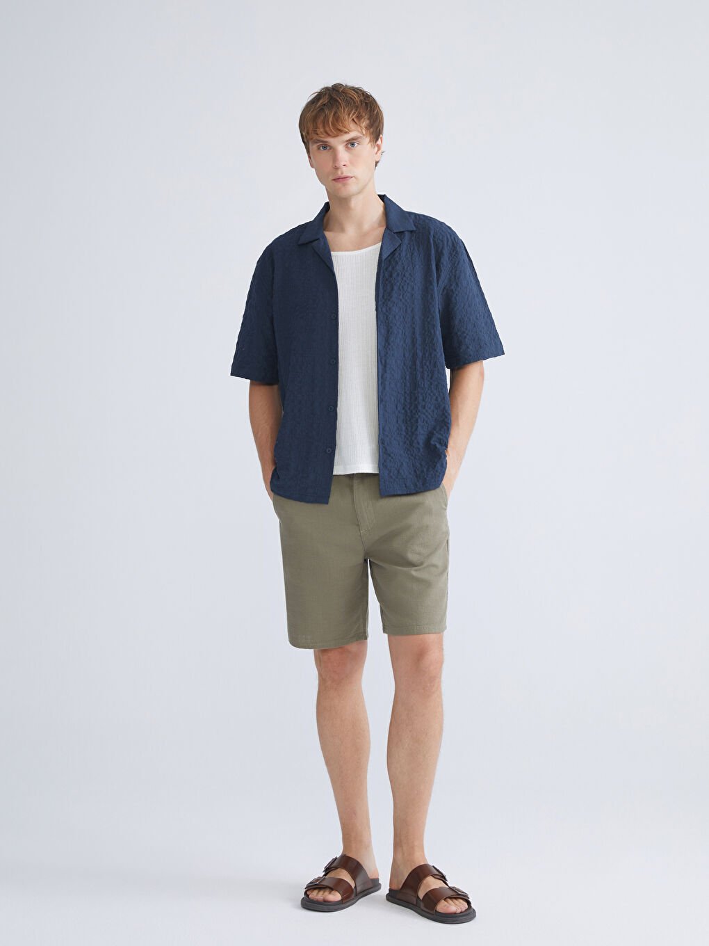 Haki Rahat Kalıp Erkek Şort