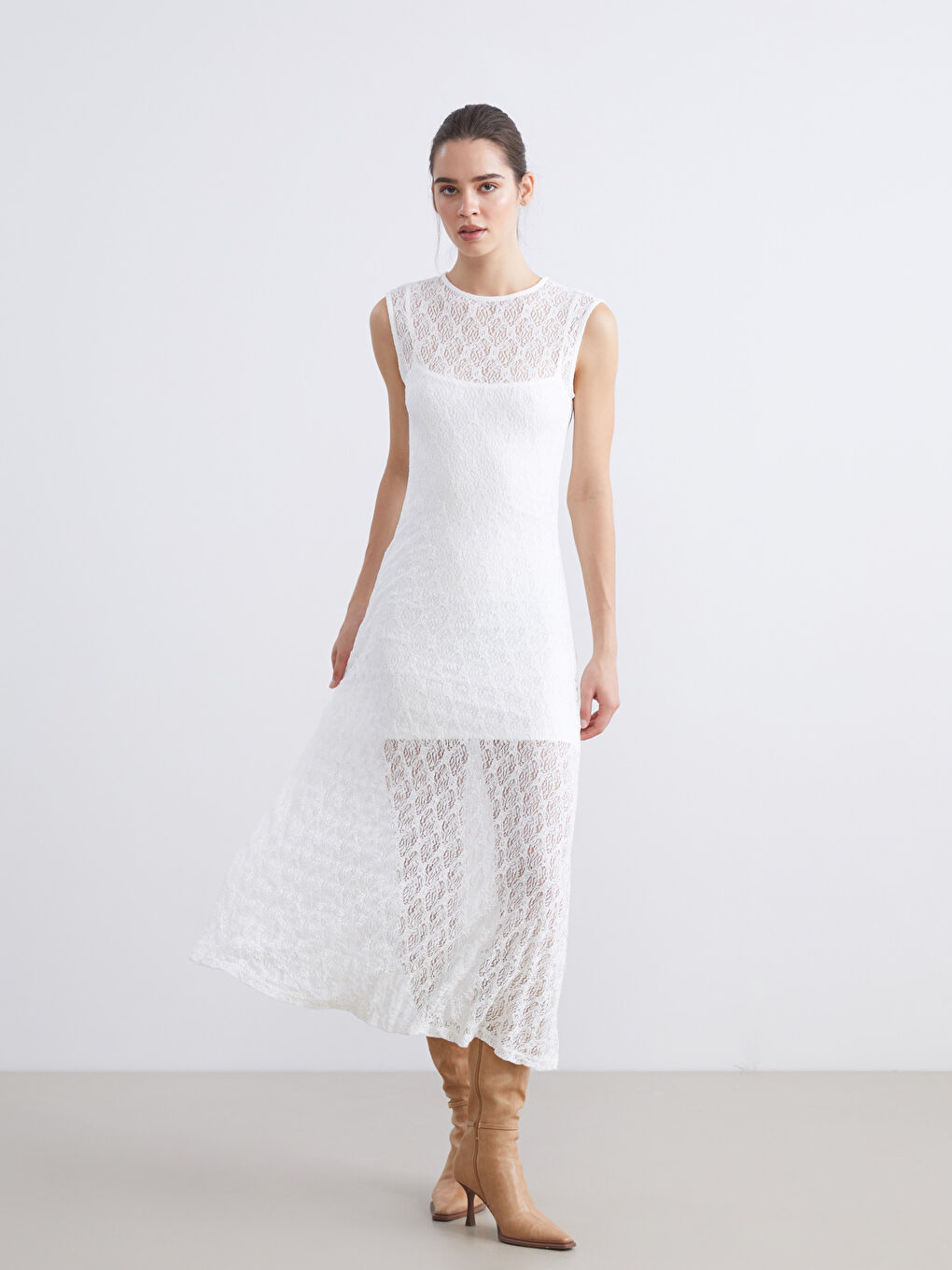 Ekru Bisiklet Yaka Dantelli Elbise
