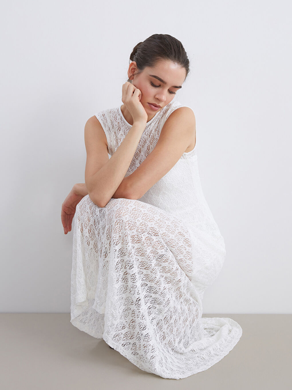 Ekru Bisiklet Yaka Dantelli Elbise-1