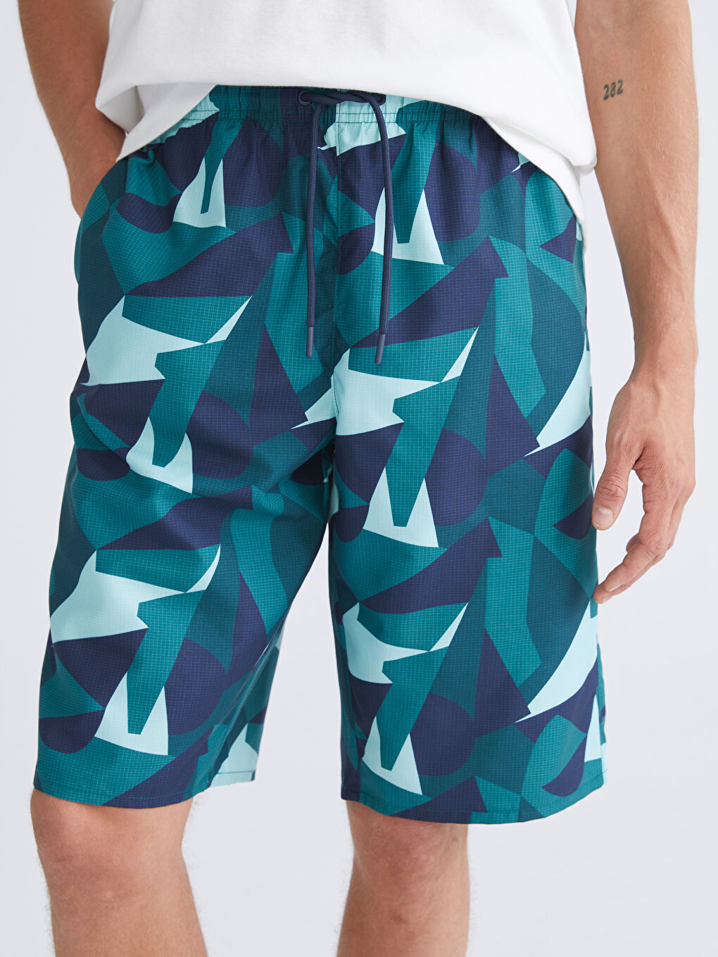 Yeşil Diz Hizası Boy Desenli Erkek Deniz Şortu-2