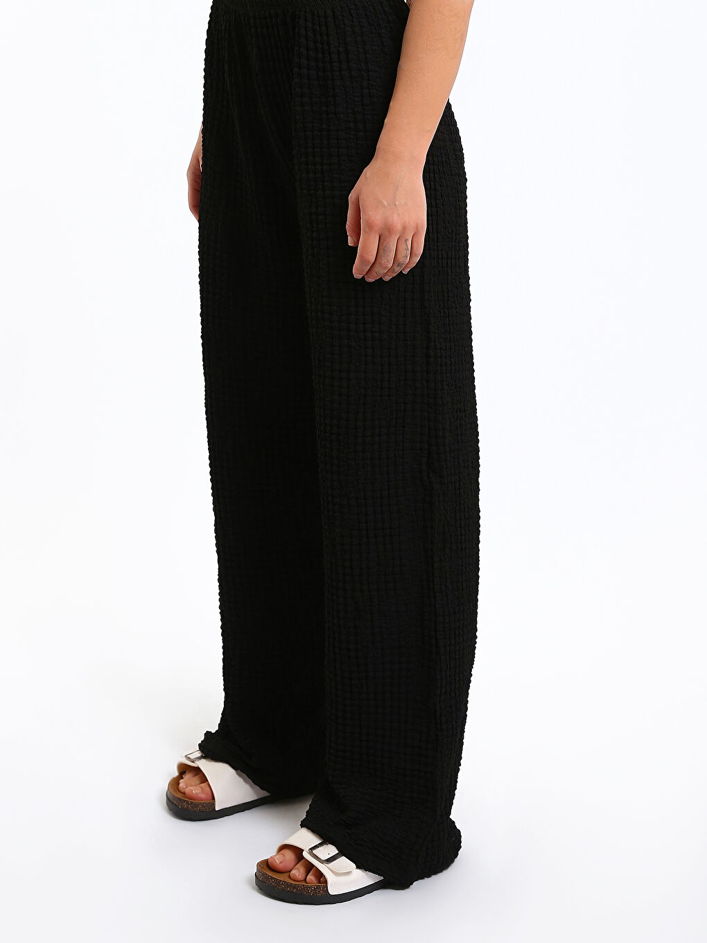 Elasticated Waist Relaxed Fit Women's Trousers-3