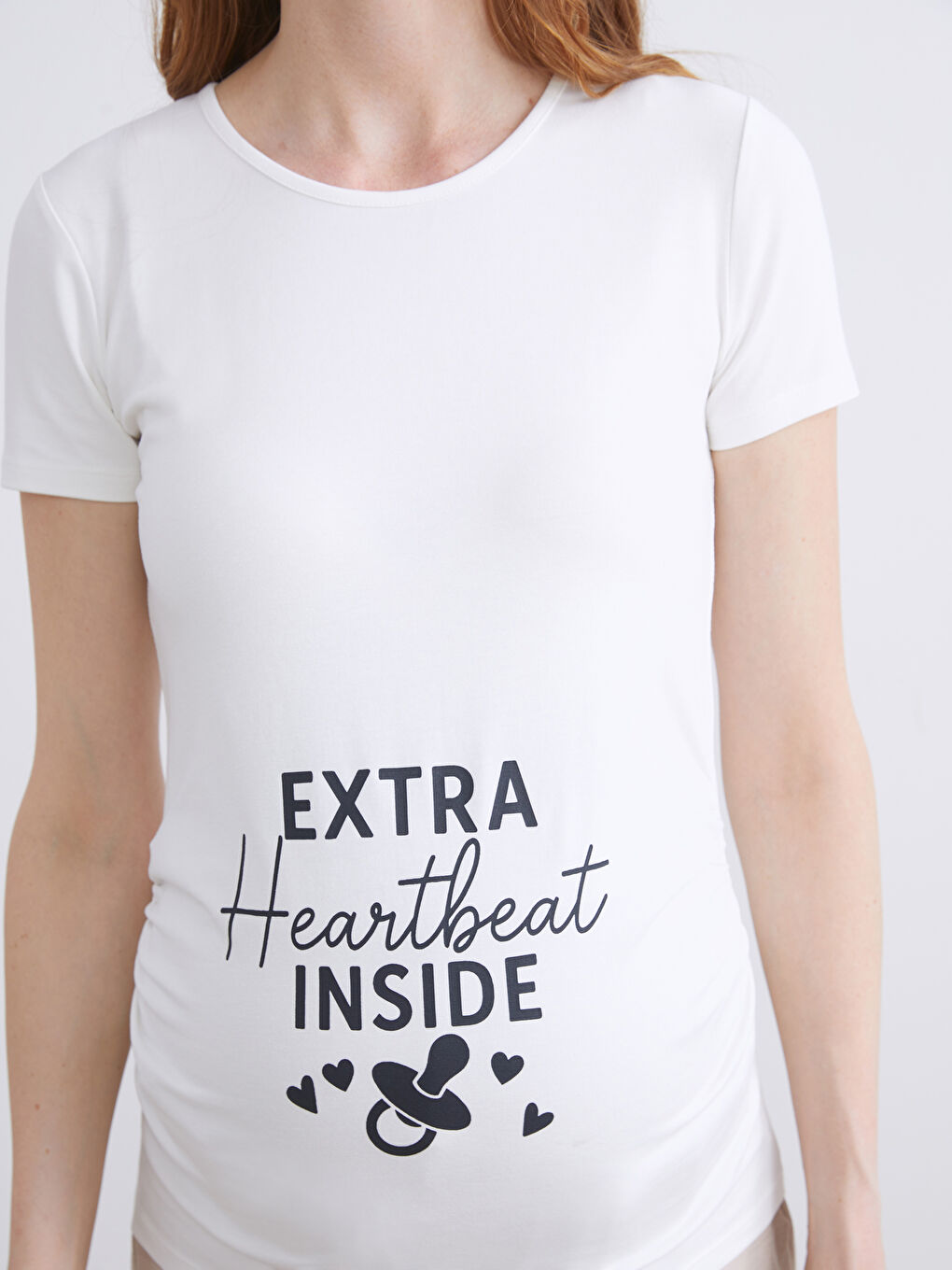 Beyaz Büzgülü Baskılı Hamile Tişört-2