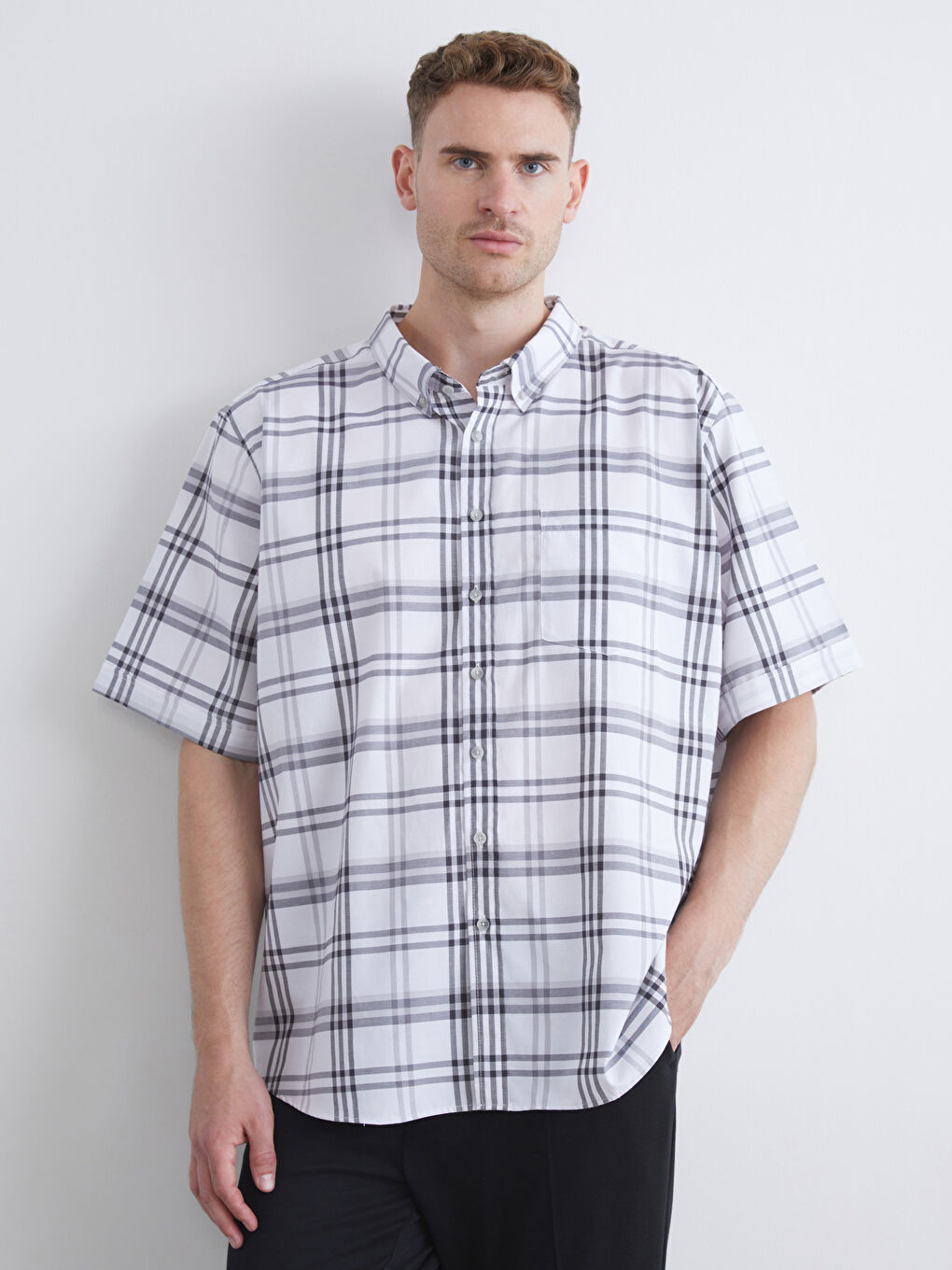 Gri Regular Fit Kısa Kollu Ekose Erkek Gömlek