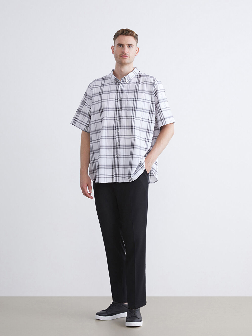 Gri Regular Fit Kısa Kollu Ekose Erkek Gömlek-5