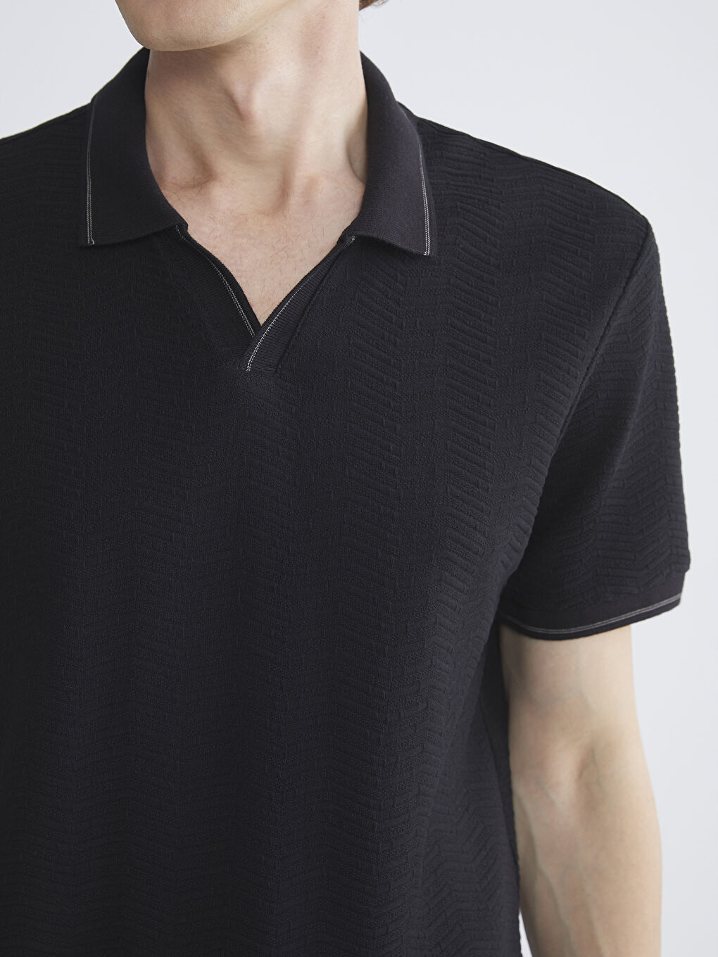 Siyah Polo Yaka Erkek Tişört-2