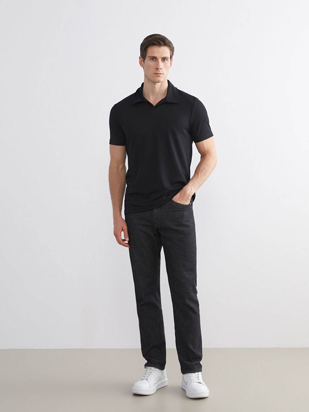 Siyah Polo Yaka Erkek Tişört-1