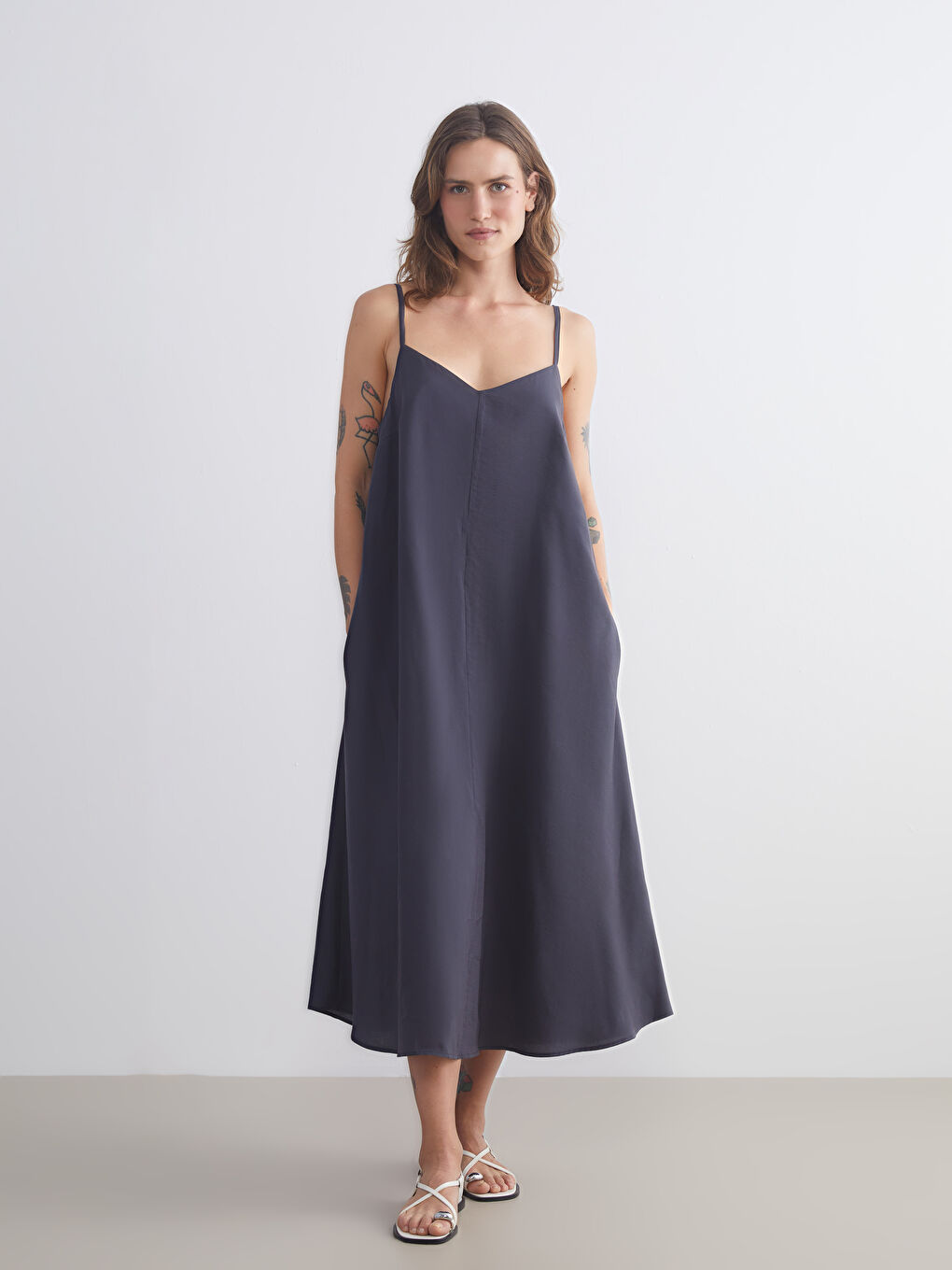 Gri V Yaka Modal Karışımlı Elbise-1