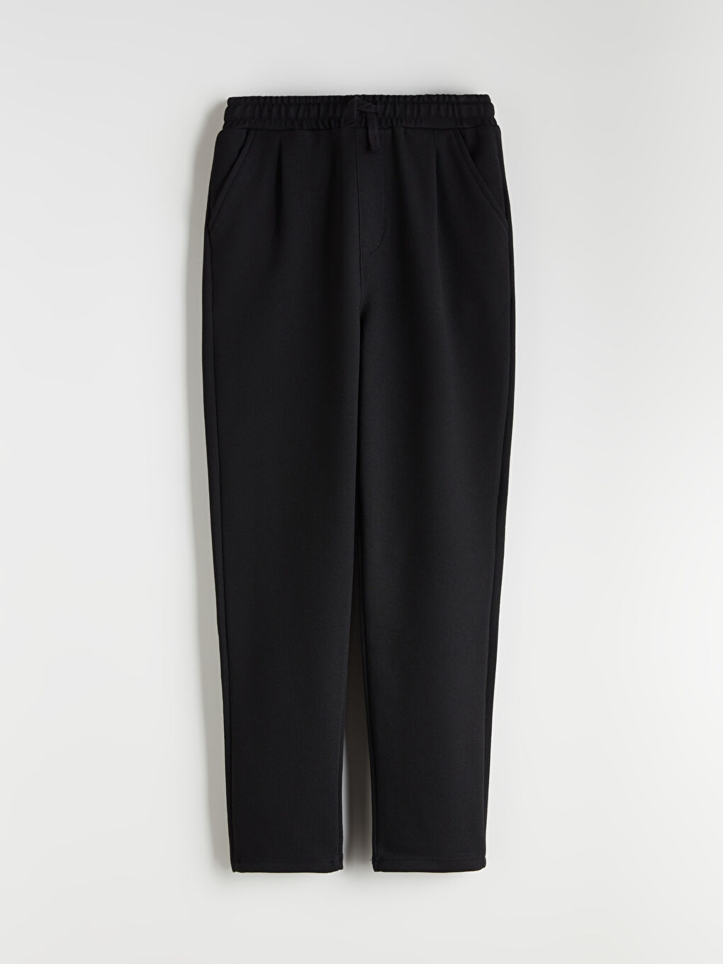 Siyah Beli Lastikli Dokulu Erkek Çocuk Pantolon