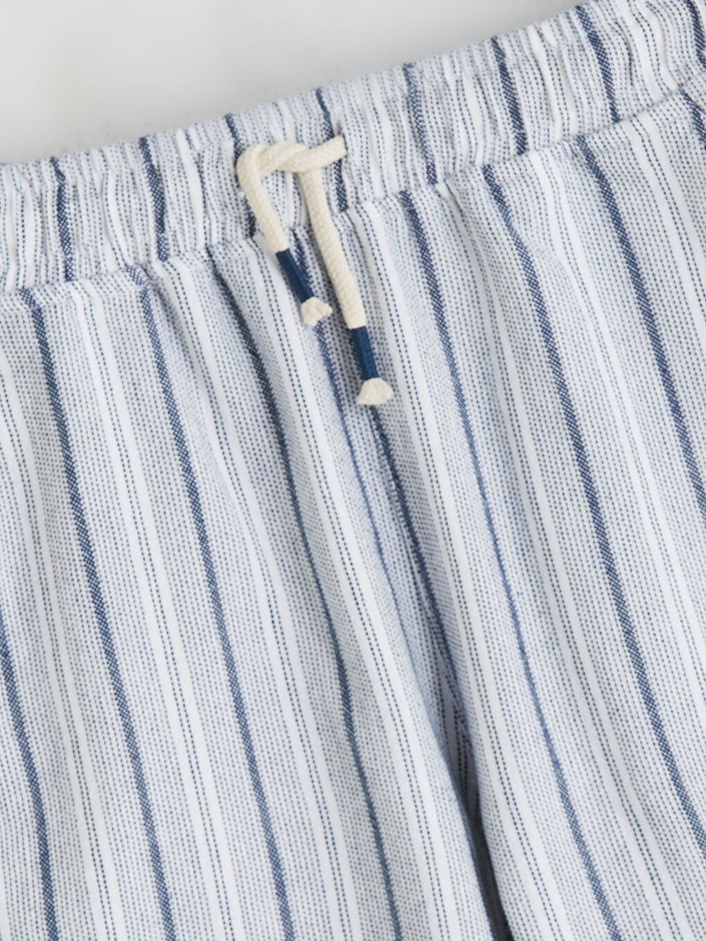 Lacivert Beli Lastikli Çizgili Erkek Çocuk Şort-1