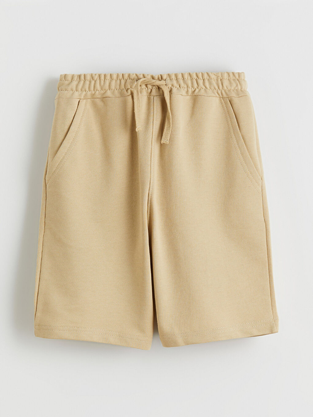 Bej Beli Lastikli Erkek Çocuk Şort