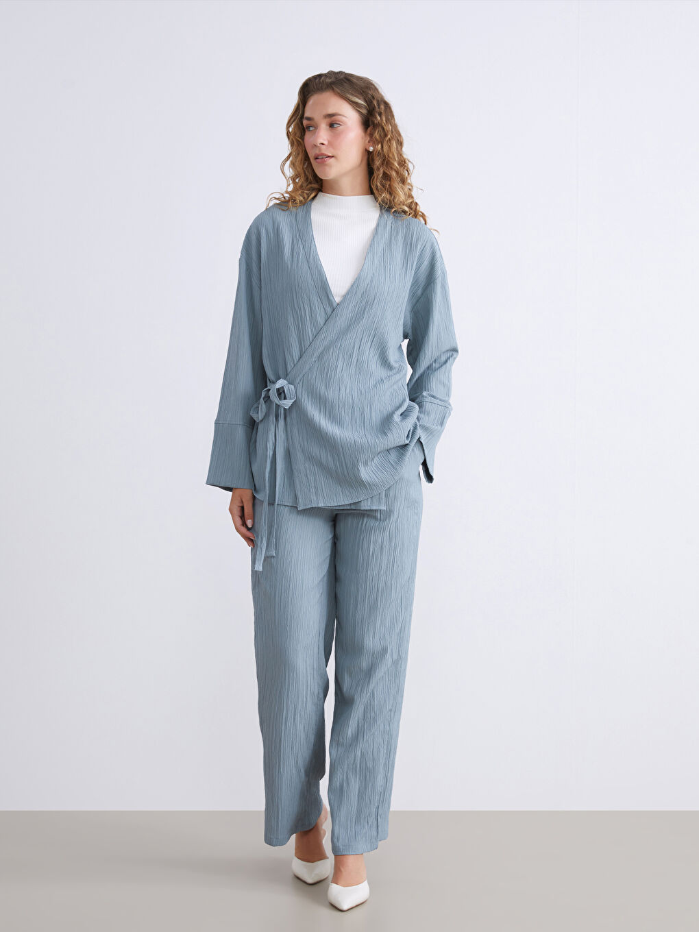 Mavi Beli Lastikli Dokulu Kadın Pantolon