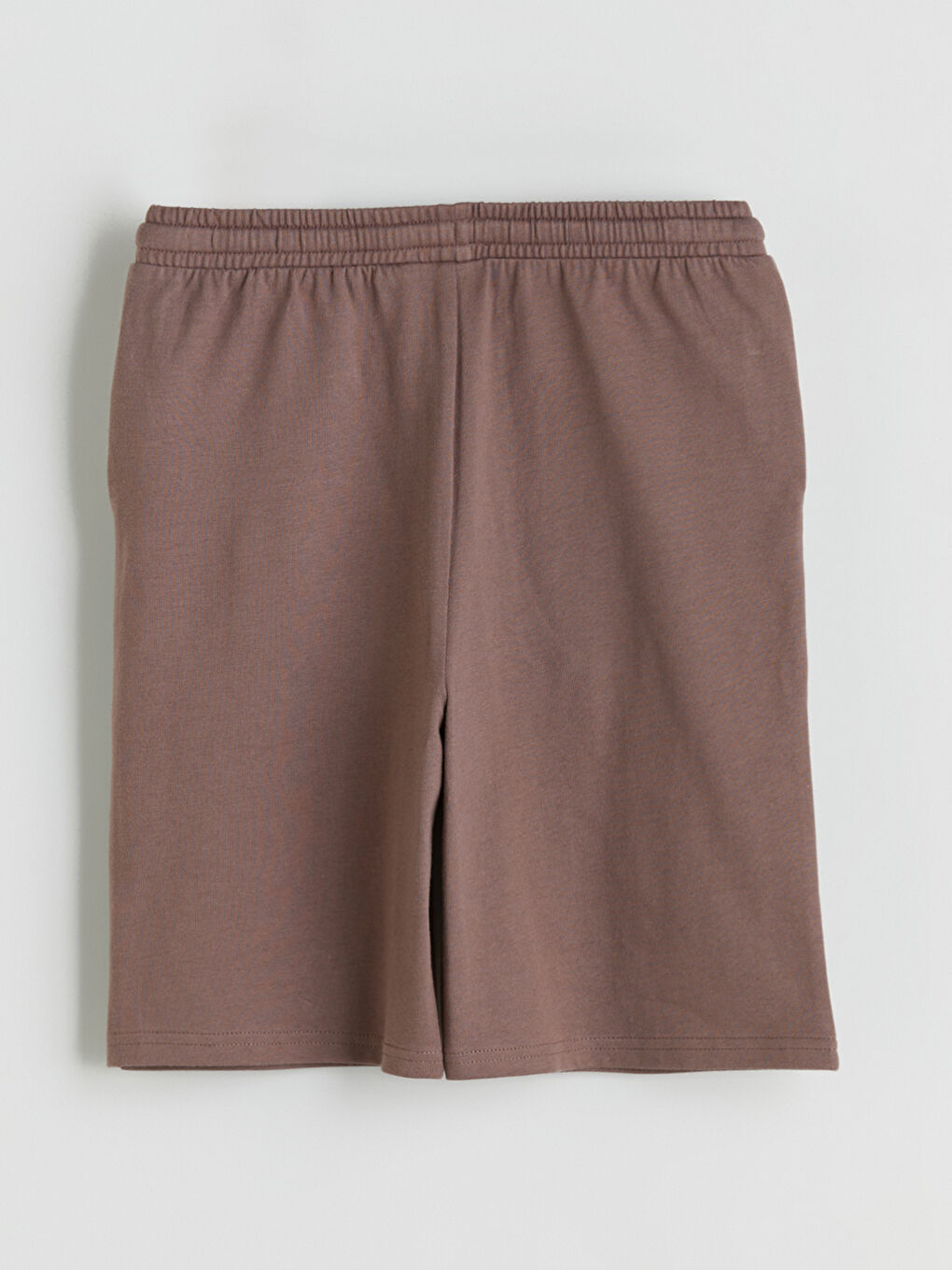 Принтті ұлдарға арналған футболка және шорты-8