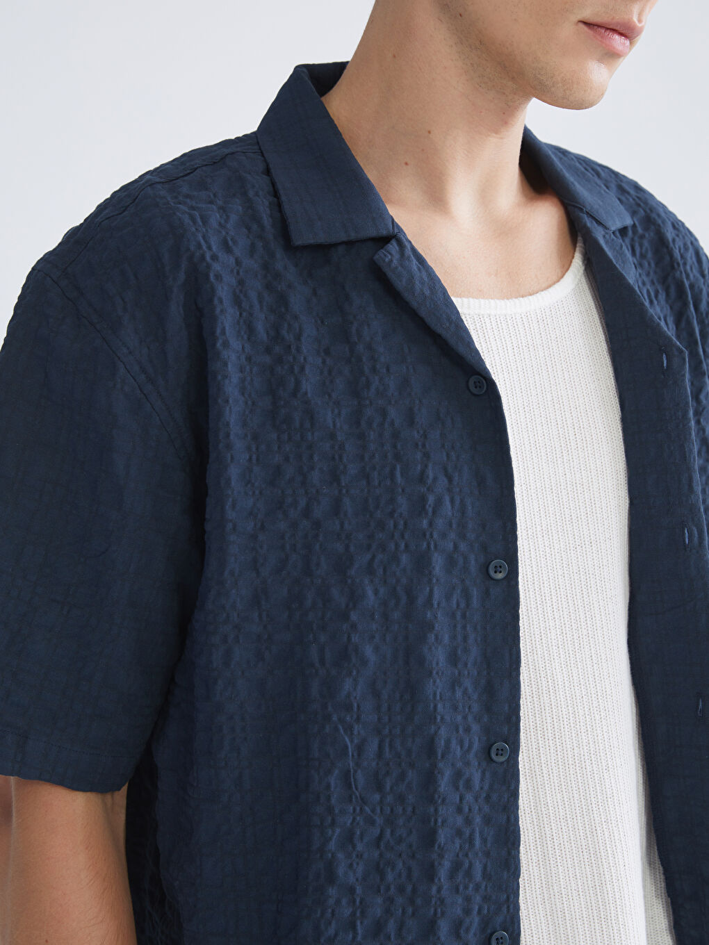 Lacivert Rahat Kalıp Resort Yaka Kısa Kollu Erkek Gömlek-2