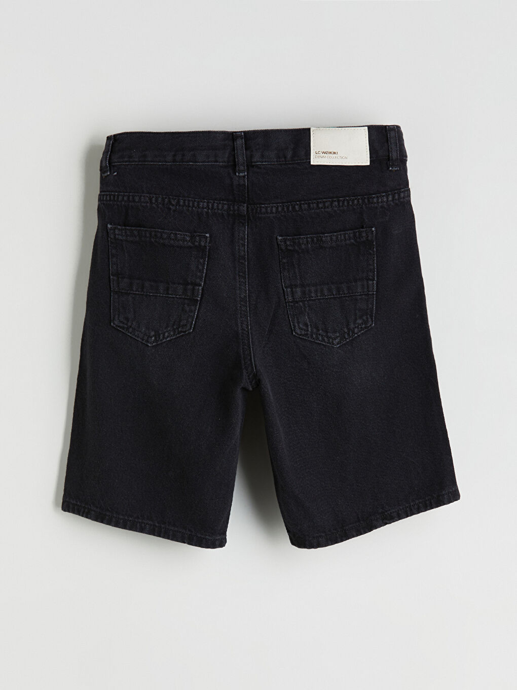 Siyah Yırtık Detaylı Erkek Çocuk Jean Şort-2