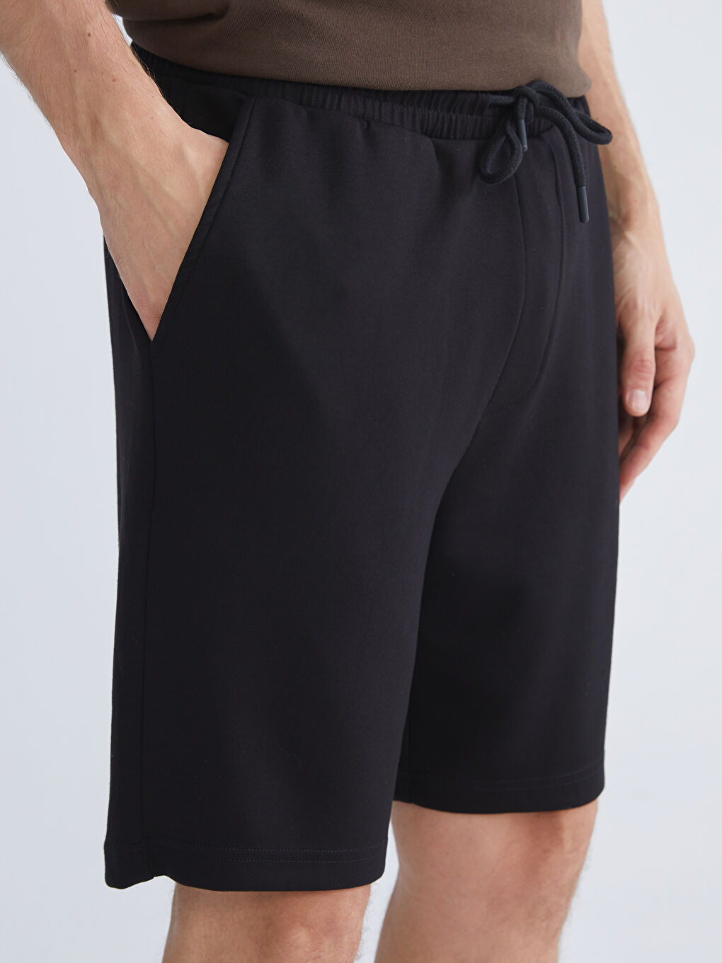 Siyah Standart Kalıp Erkek Şort-2