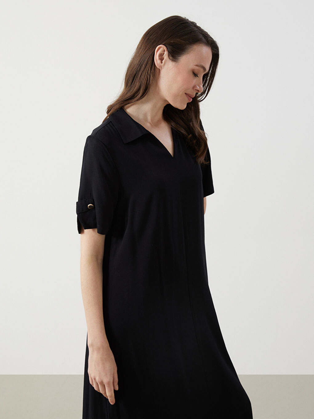 Женщины Черный Платье-1