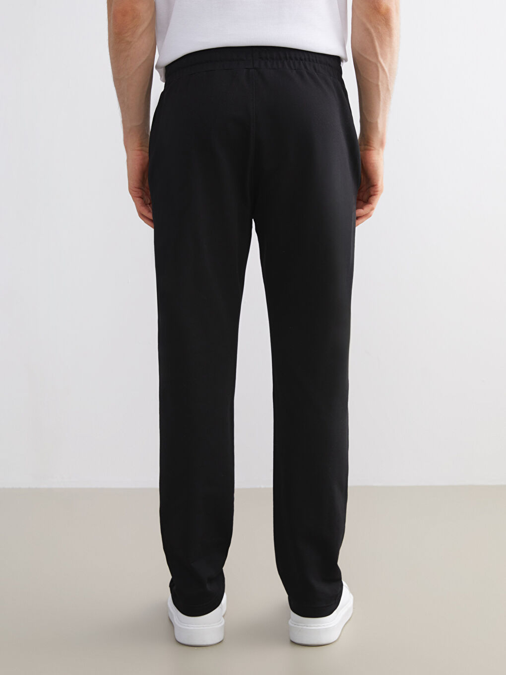 Siyah Standart Kalıp Erkek Eşofman Altı-3