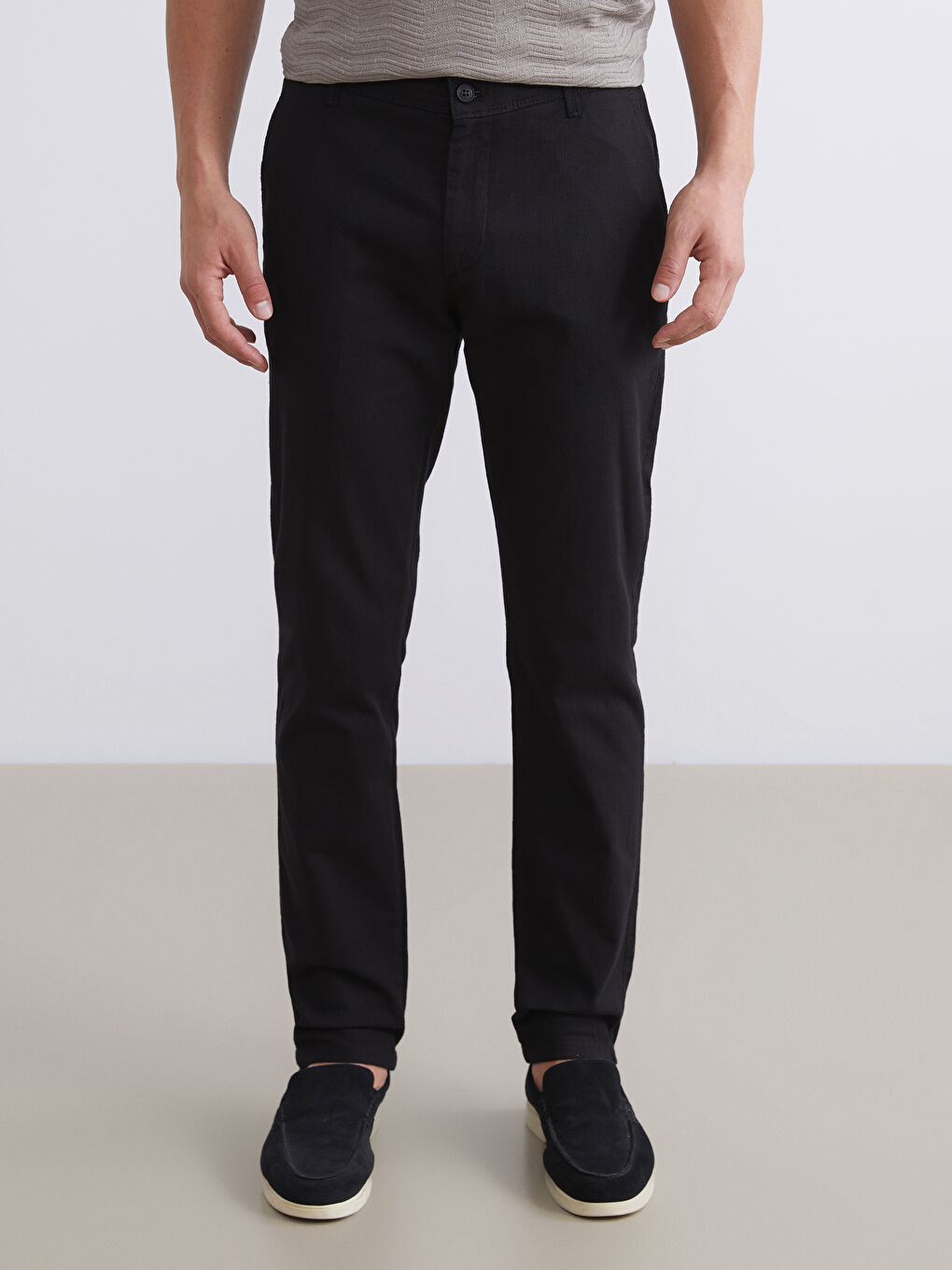 Siyah Standart Kalıp Erkek Chino Pantolon-1