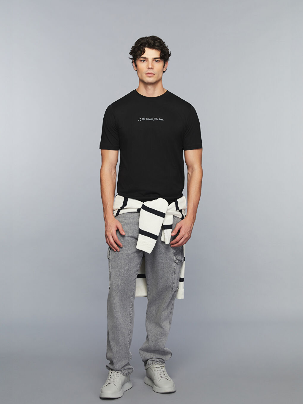 Siyah Bisiklet Yaka Slogan Baskılı Penye Erkek Tişört-1