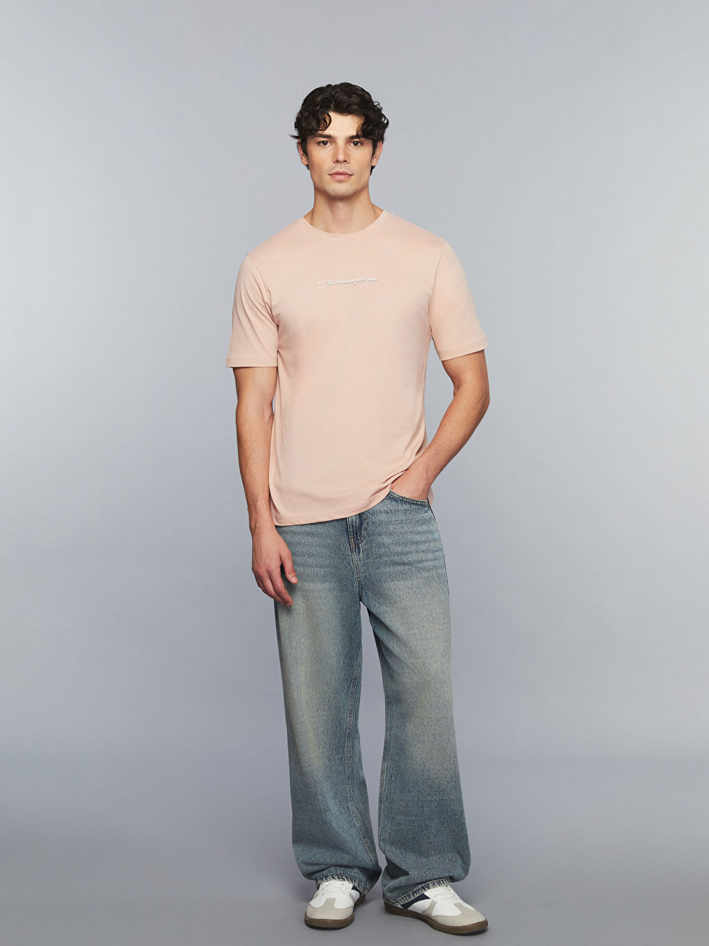 Pembe Bisiklet Yaka Slogan Baskılı Penye Erkek Tişört-1