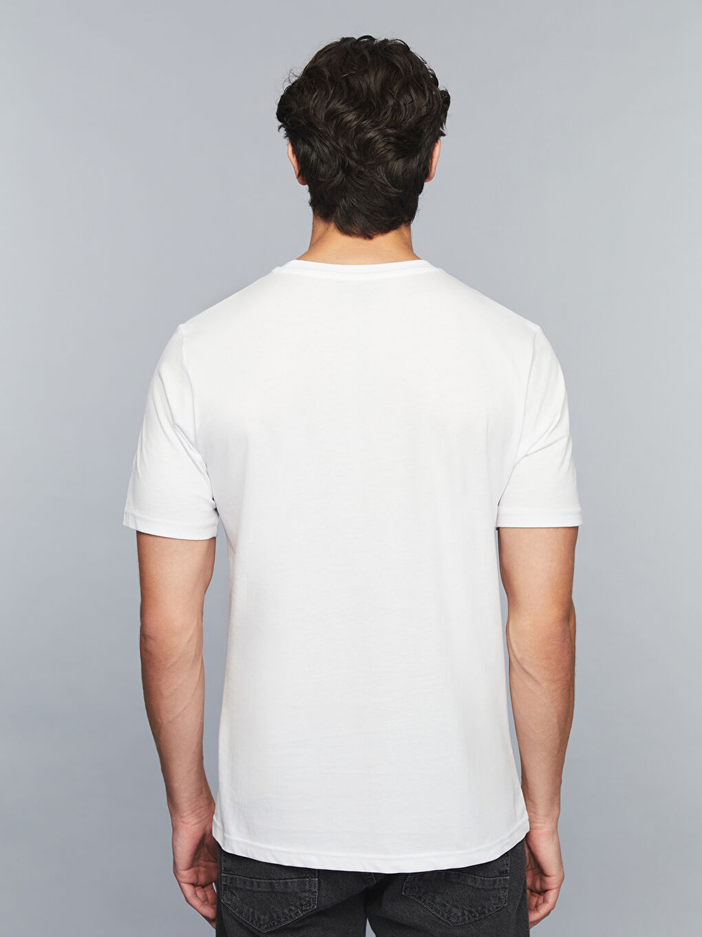 Beyaz Bisiklet Yaka Slogan Baskılı Penye Erkek Tişört-3