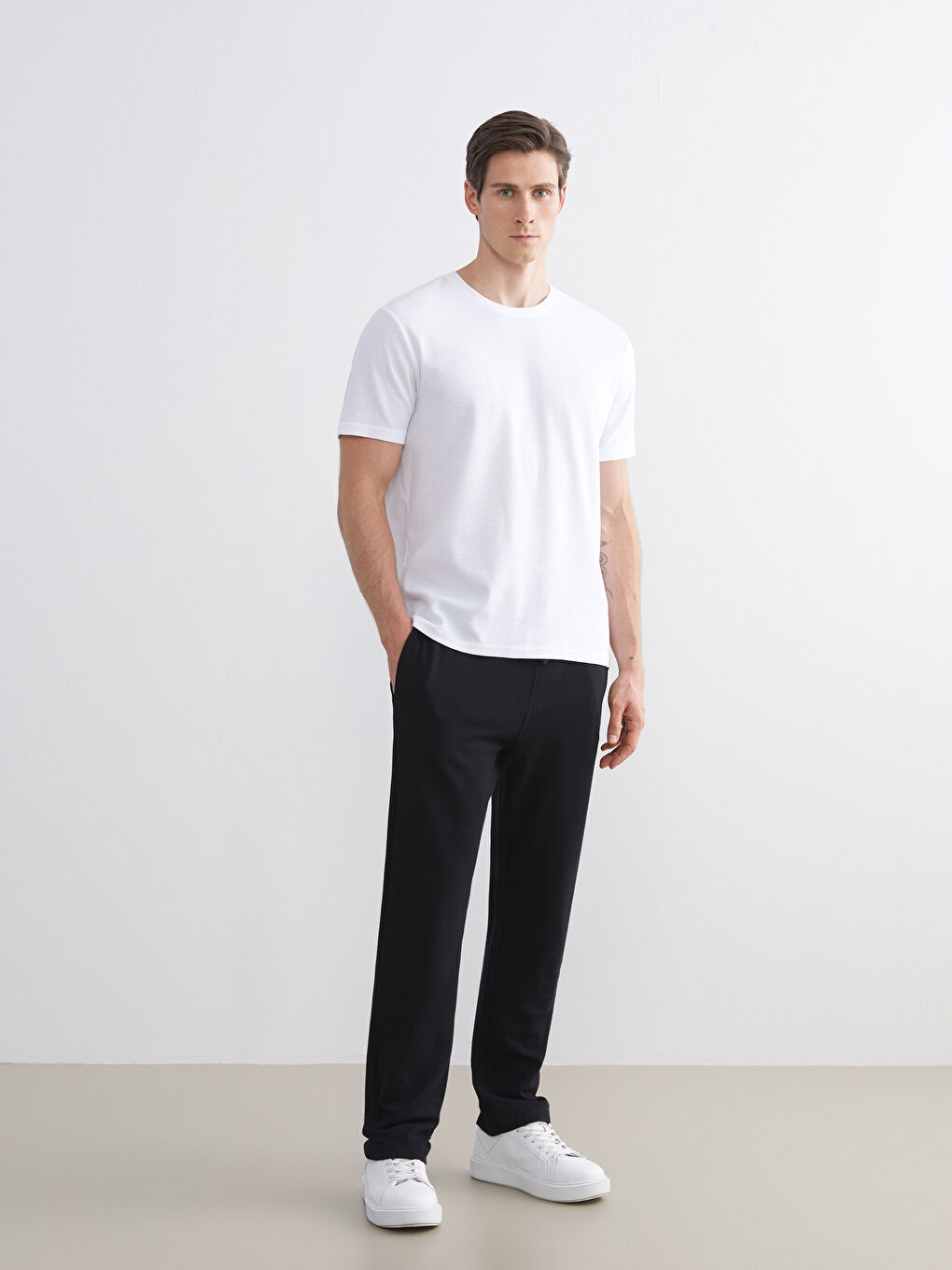 Siyah Standart Kalıp Erkek Eşofman Altı