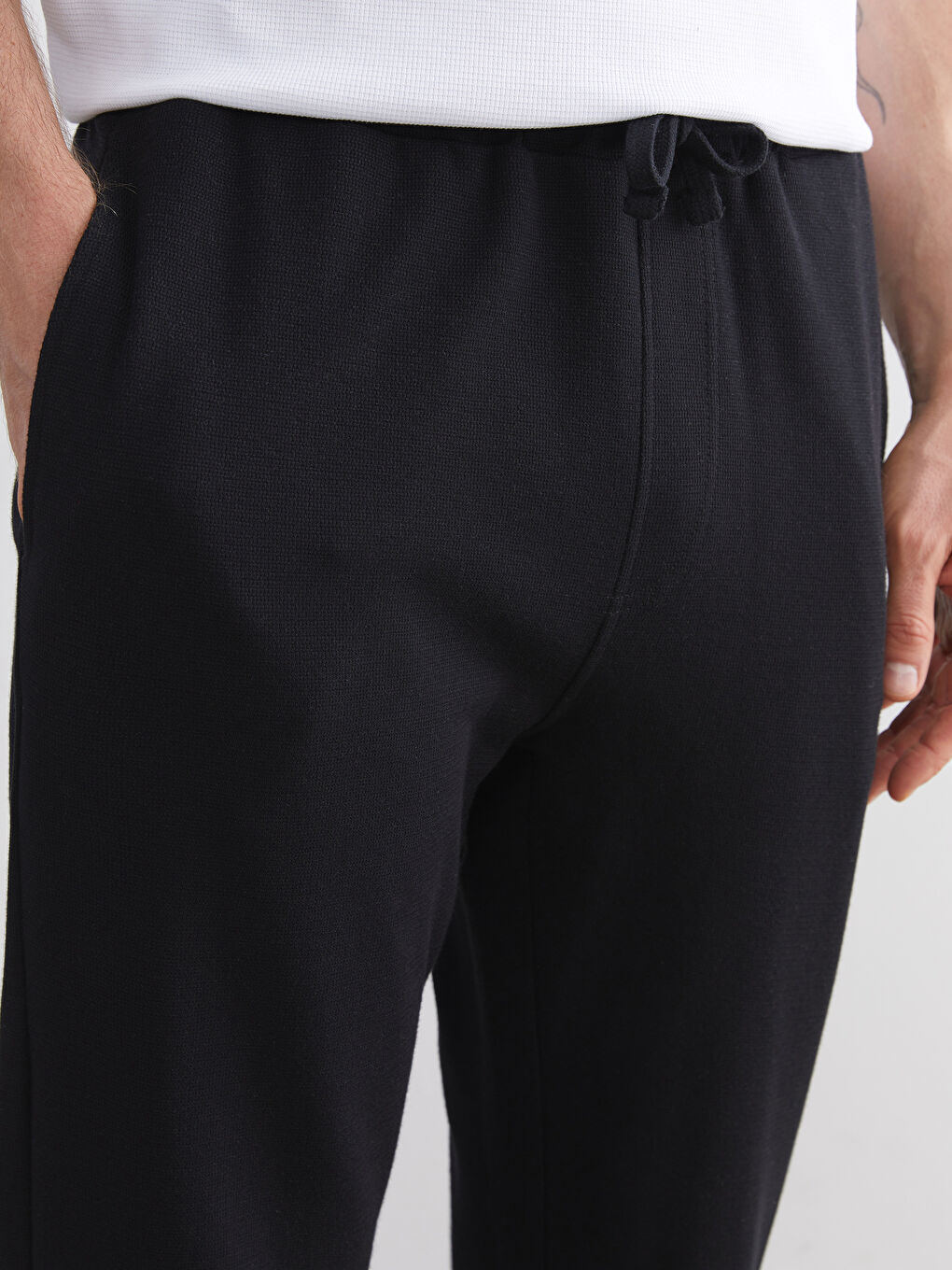 Siyah Standart Kalıp Erkek Eşofman Altı-2