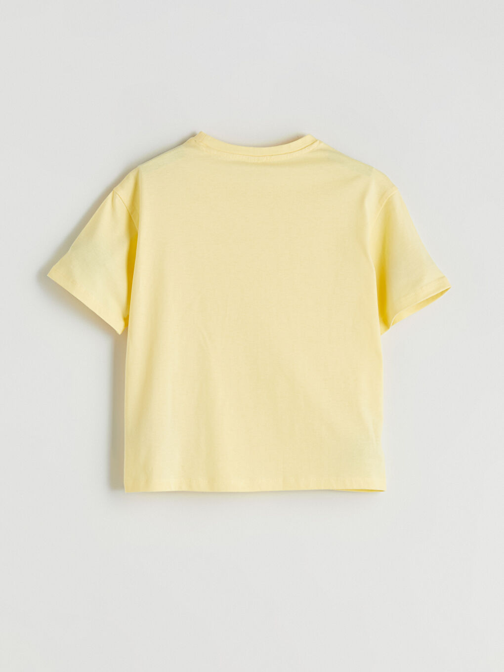 Дівчина ЖОВТИЙ Футболка-2