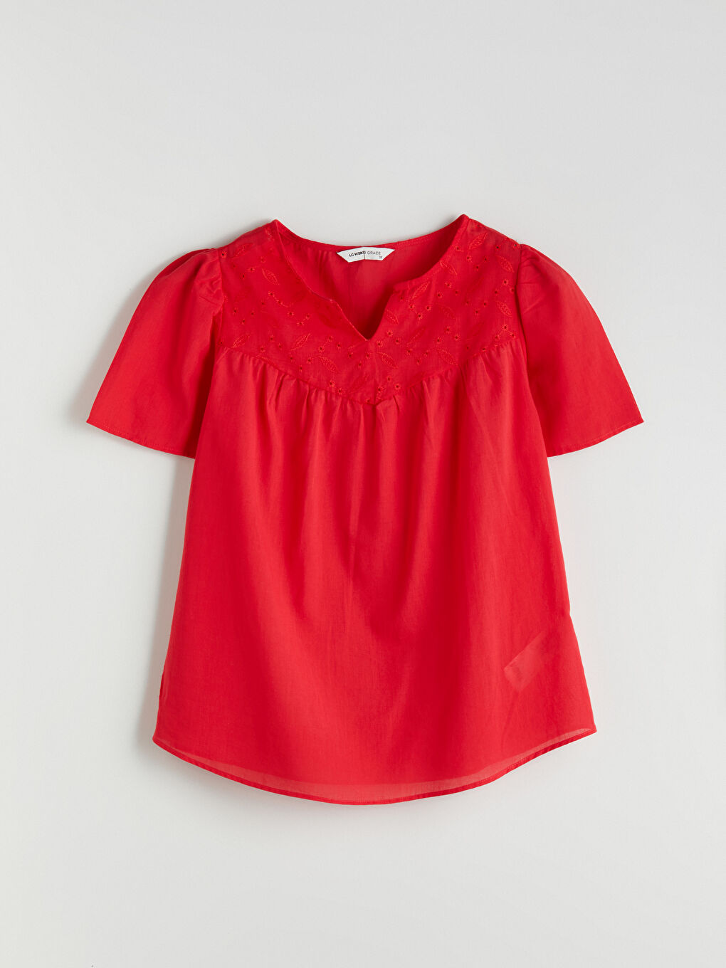 Kırmızı Kaçık Yaka Ajurlu Bluz-4