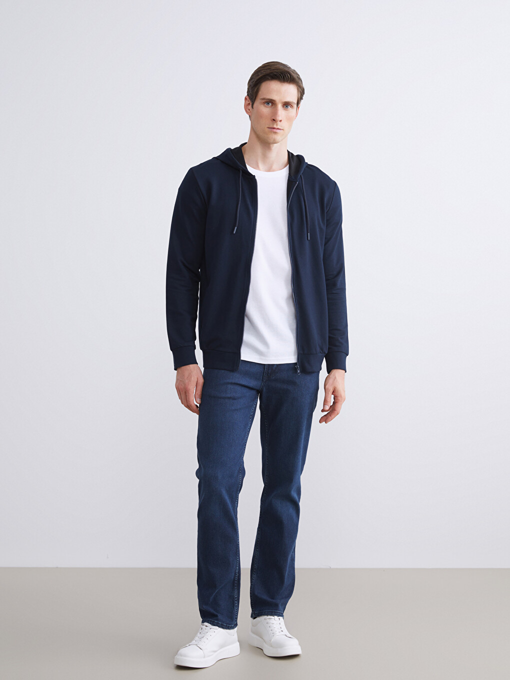 Hooded Long Sleeve Men's Zip-up Sweatshirt-3