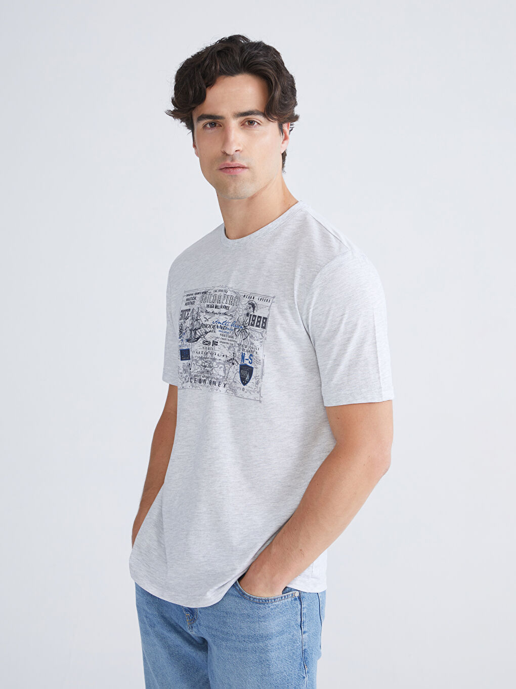 Bej Bisiklet Yaka Baskılı Penye Erkek Tişört-1