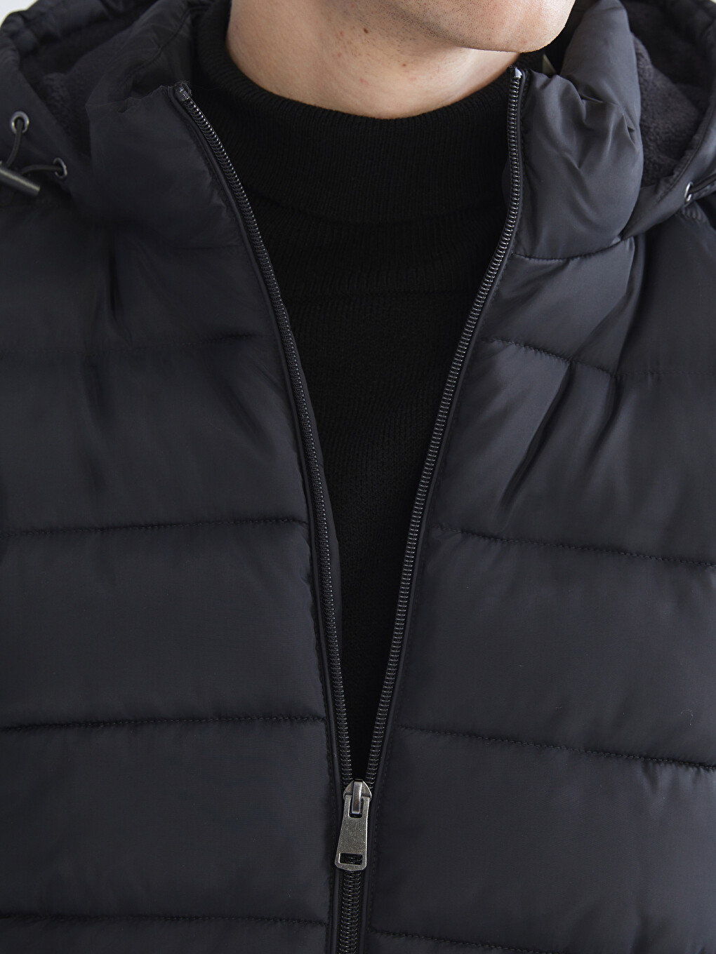 Standard Fit Hooded Men's Puffer Coat-2