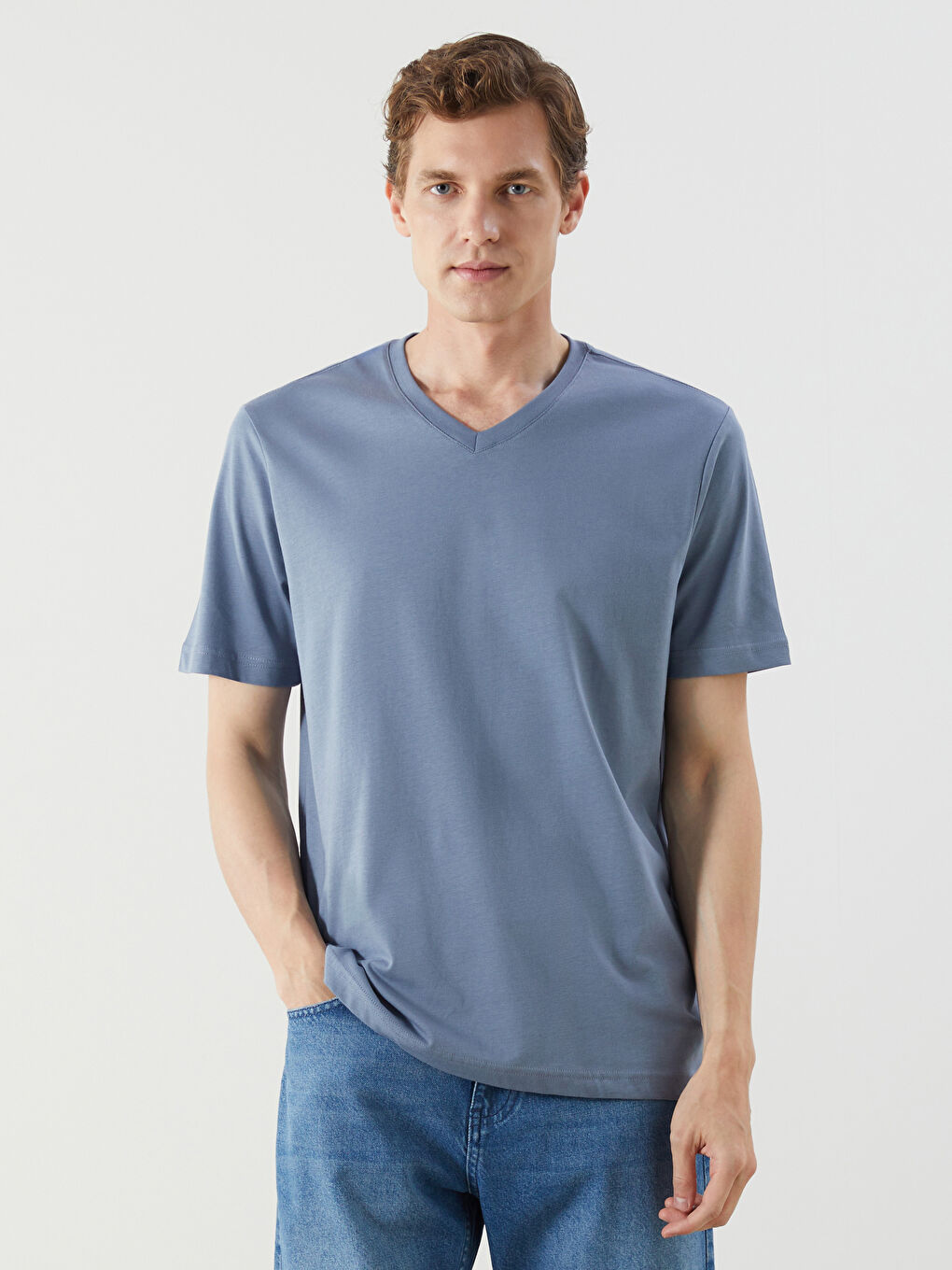 LCWAIKIKI Classic V Neck Short Sleeve Men's T-Shirt -S41099Z8-HAB