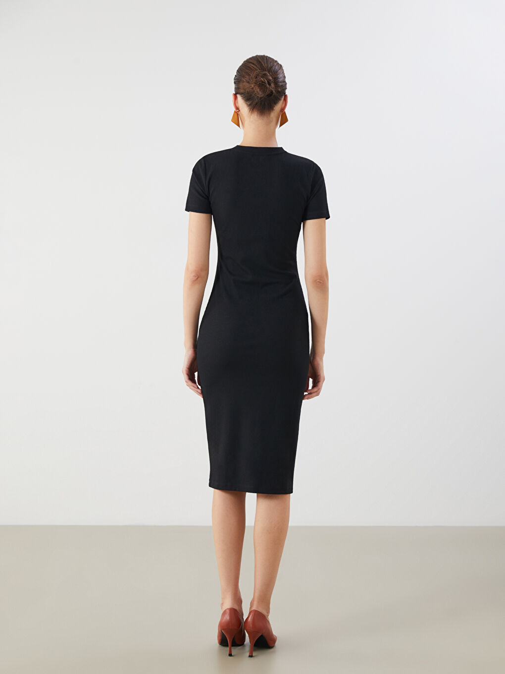 Siyah Bisiklet Yaka Bodycon Elbise-11