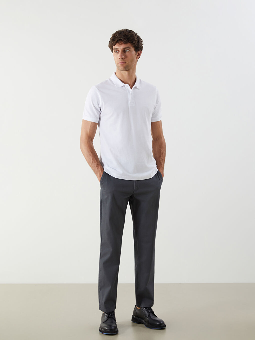 LCWAIKIKI Classic Standard Fit Gabardine Men's Chino Trousers -W40429Z8-S2L