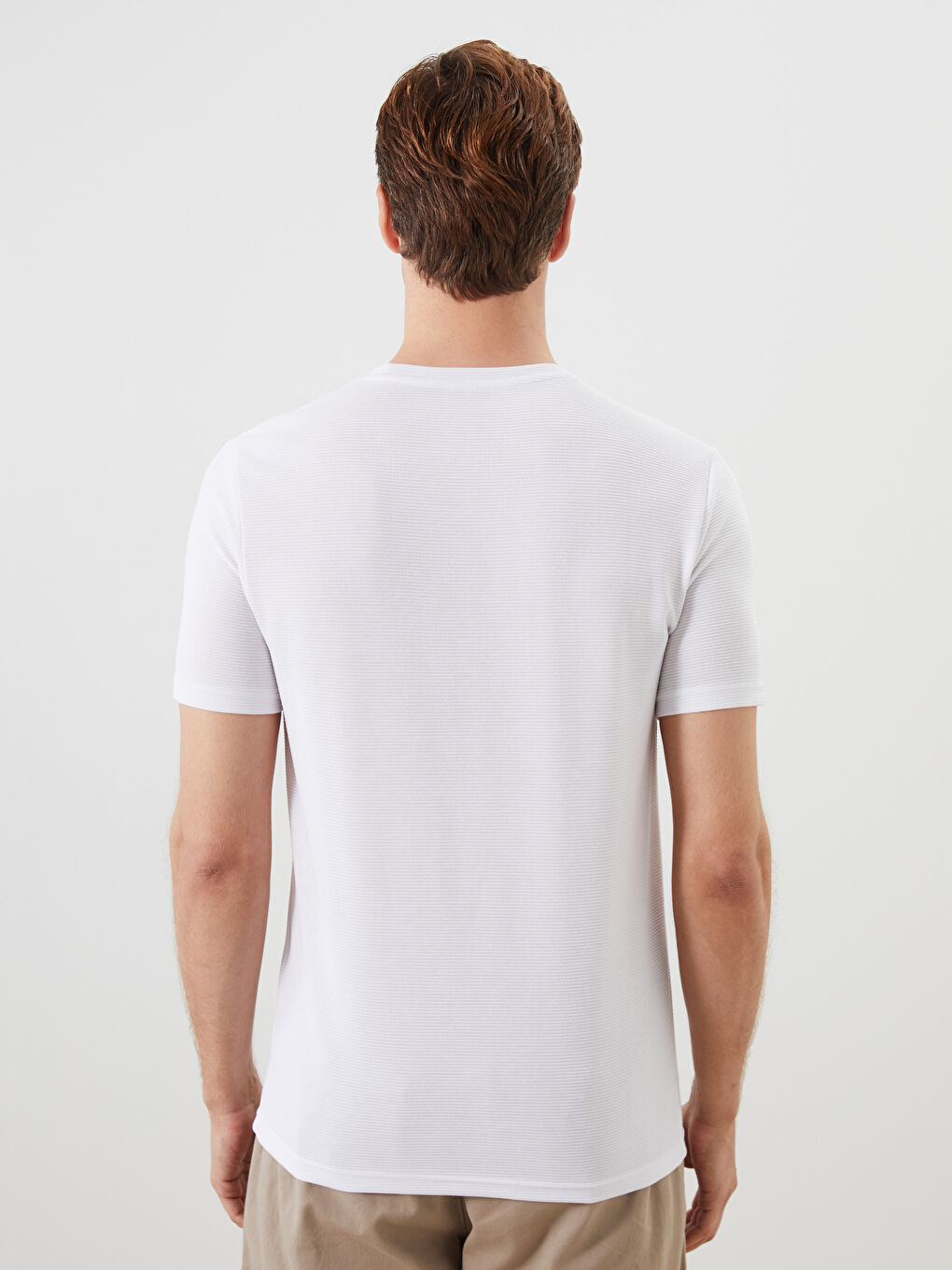 LCWAIKIKI Classic T-shirt à Manches Courtes pour Hommes avec Col Rond -W40806Z8-Q6K