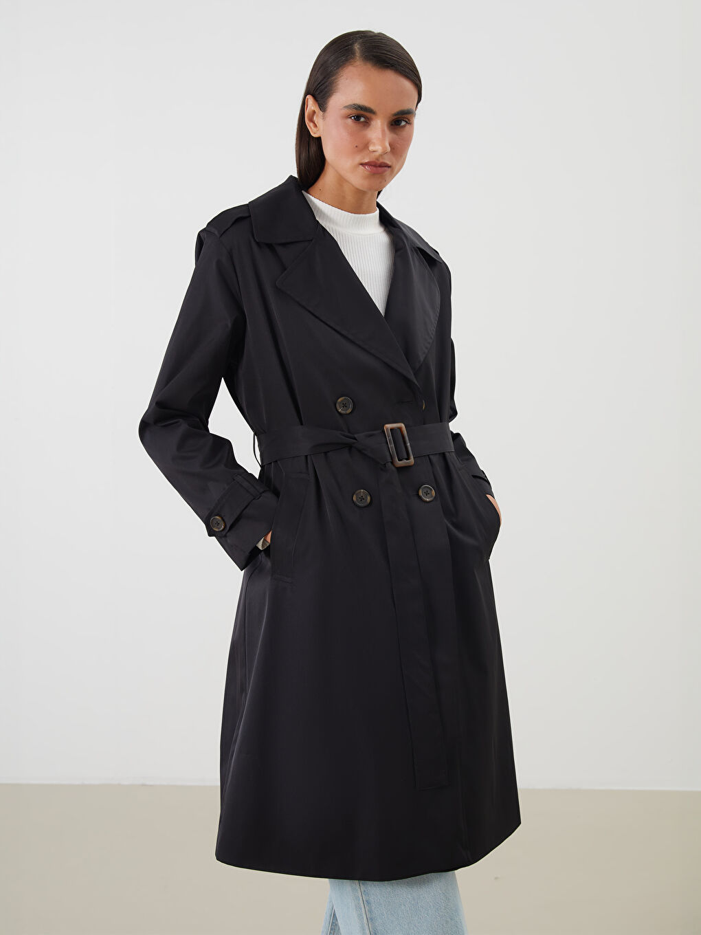 Siyah Ceket Yaka Kadın Trençkot-1