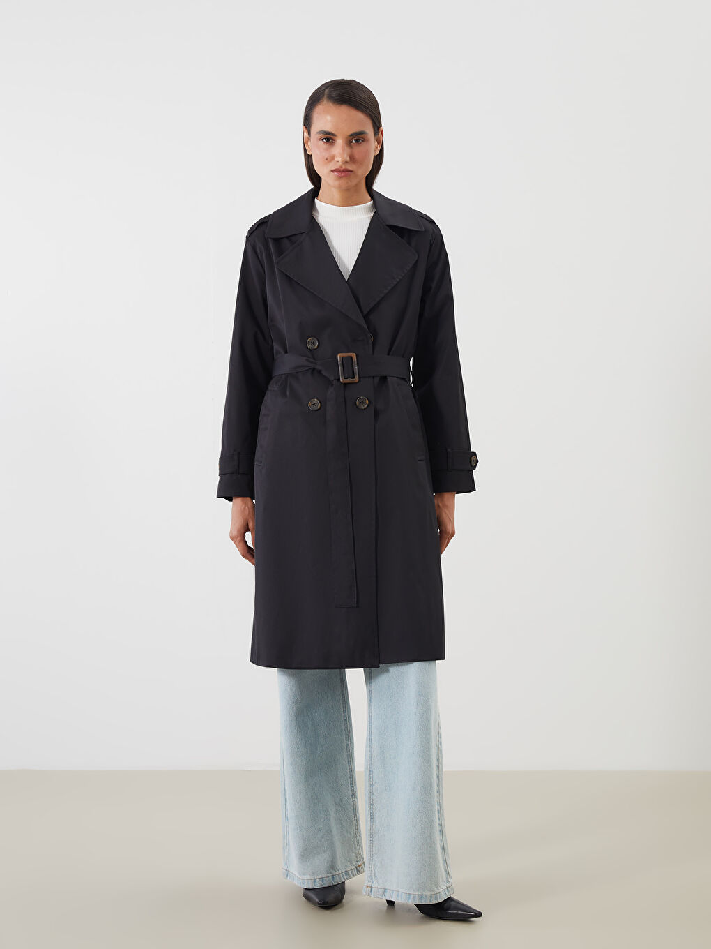 Siyah Ceket Yaka Kadın Trençkot-2