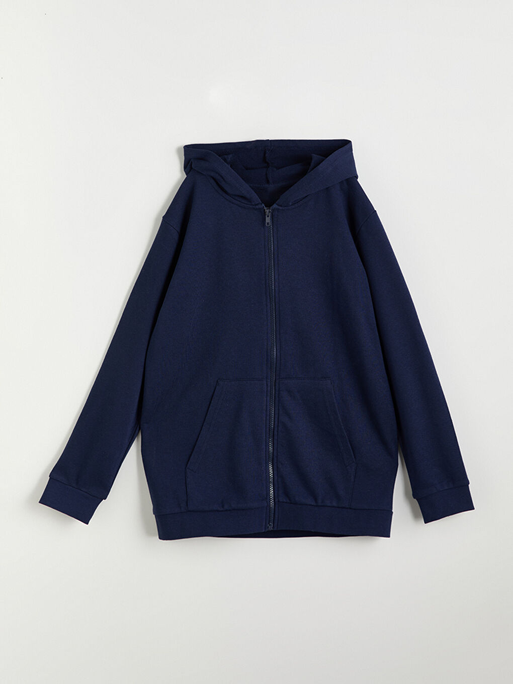 LCW Kids سویتشێرتی زنجیردار بۆ کوڕان کڵاودار -W41088Z4-HRC
