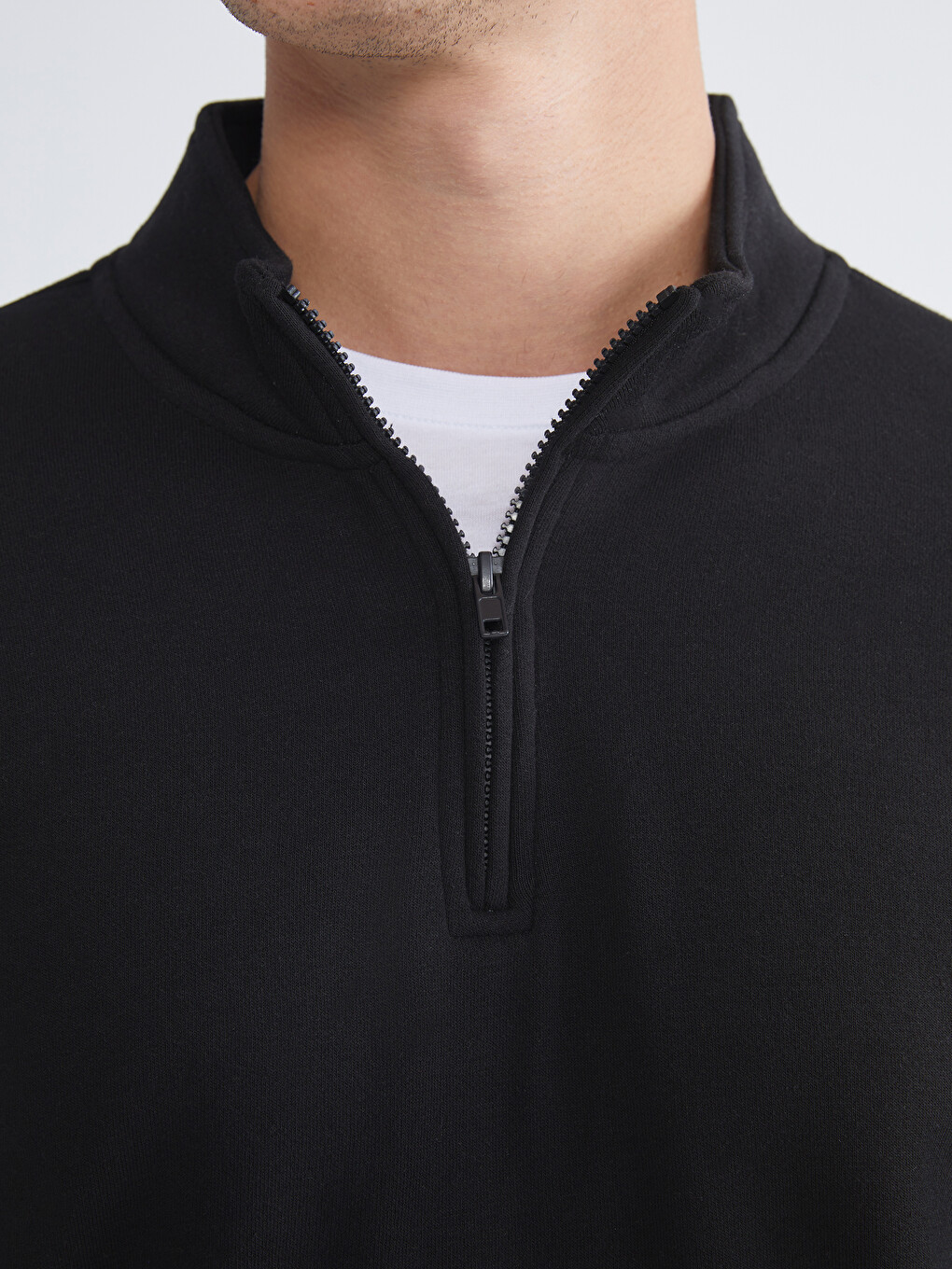 Siyah Dik Yaka Uzun Kollu Erkek Kalın Sweatshirt-4