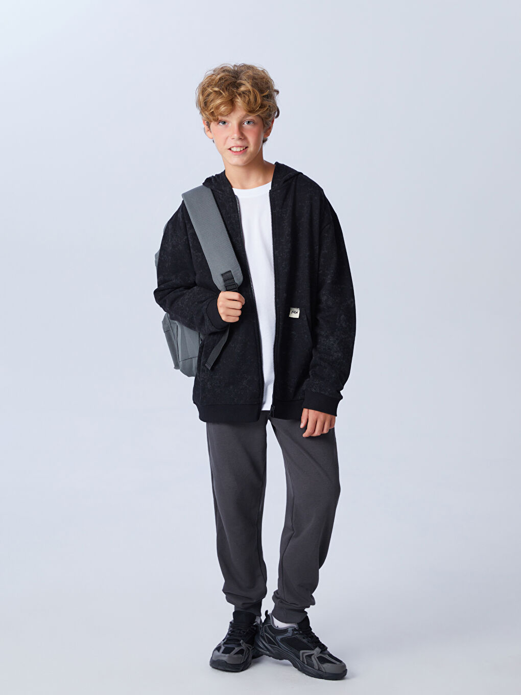 LCW Kids Elasticated Waist Boys' Jogger Sweatpants -W42709Z4-HEF