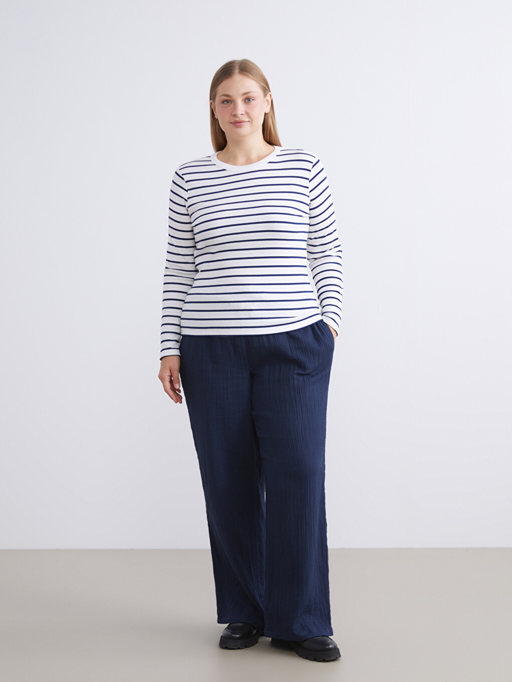 Crew Neck Striped Women's Body-5