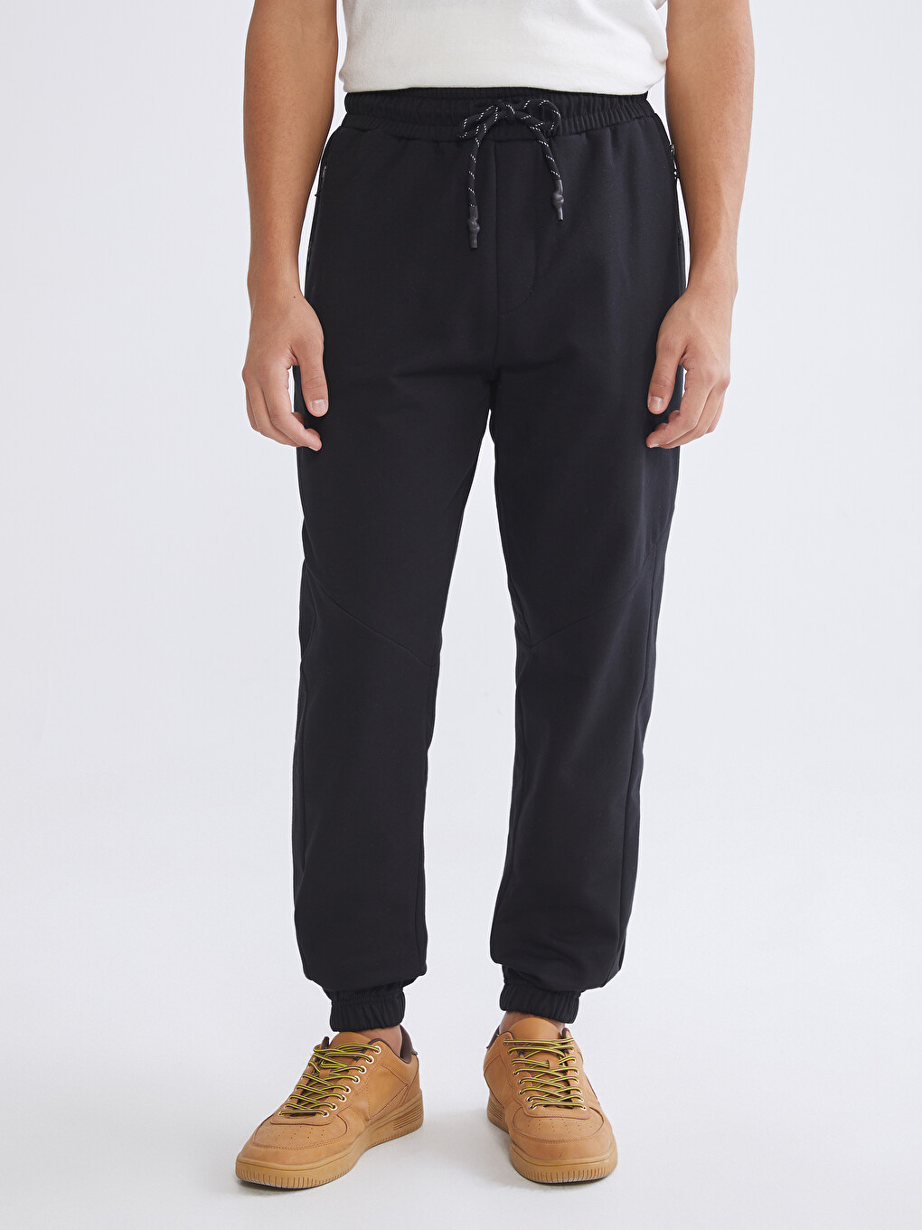 Regular Fit Men's Thick Jogger Sweatpants-1