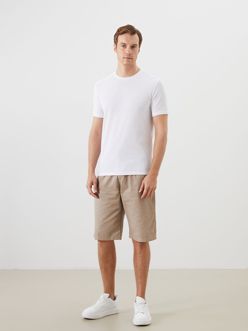LCWAIKIKI Classic Crew Neck Short Sleeve Men's Textured T-Shirt -S52849Z8-Q6K