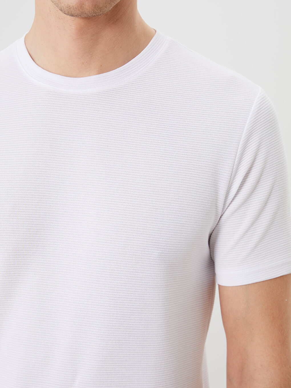 LCWAIKIKI Classic Crew Neck Short Sleeve Men's Textured T-Shirt -S52849Z8-Q6K