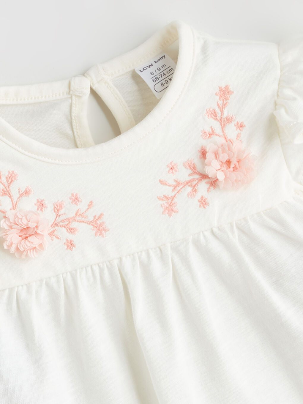 Ekru Nakışlı Kolu Fırfırlı Kız Bebek Bluz-2