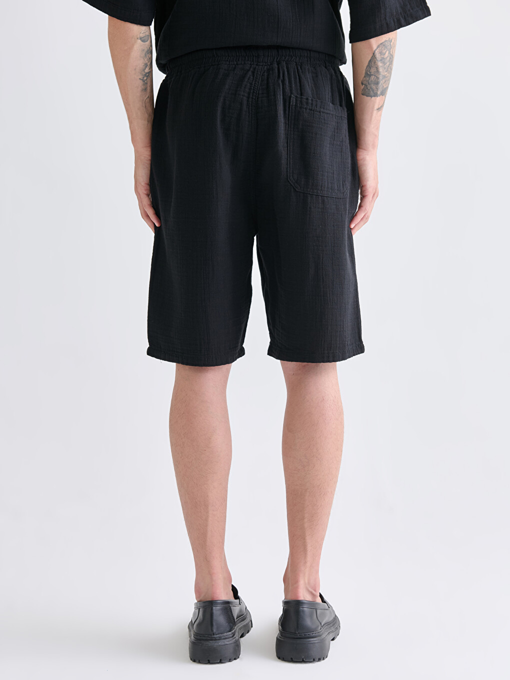 Relaxed Fit Men's Muslin Shorts-3