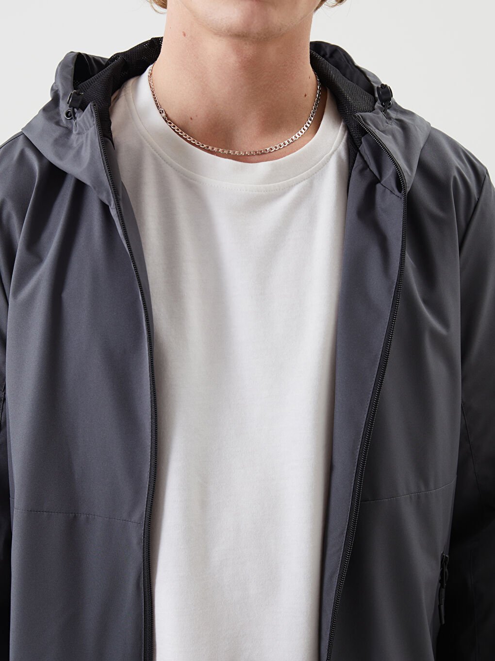 Antrasit Standart Kalıp Kapüşonlu Erkek Yağmurluk-3