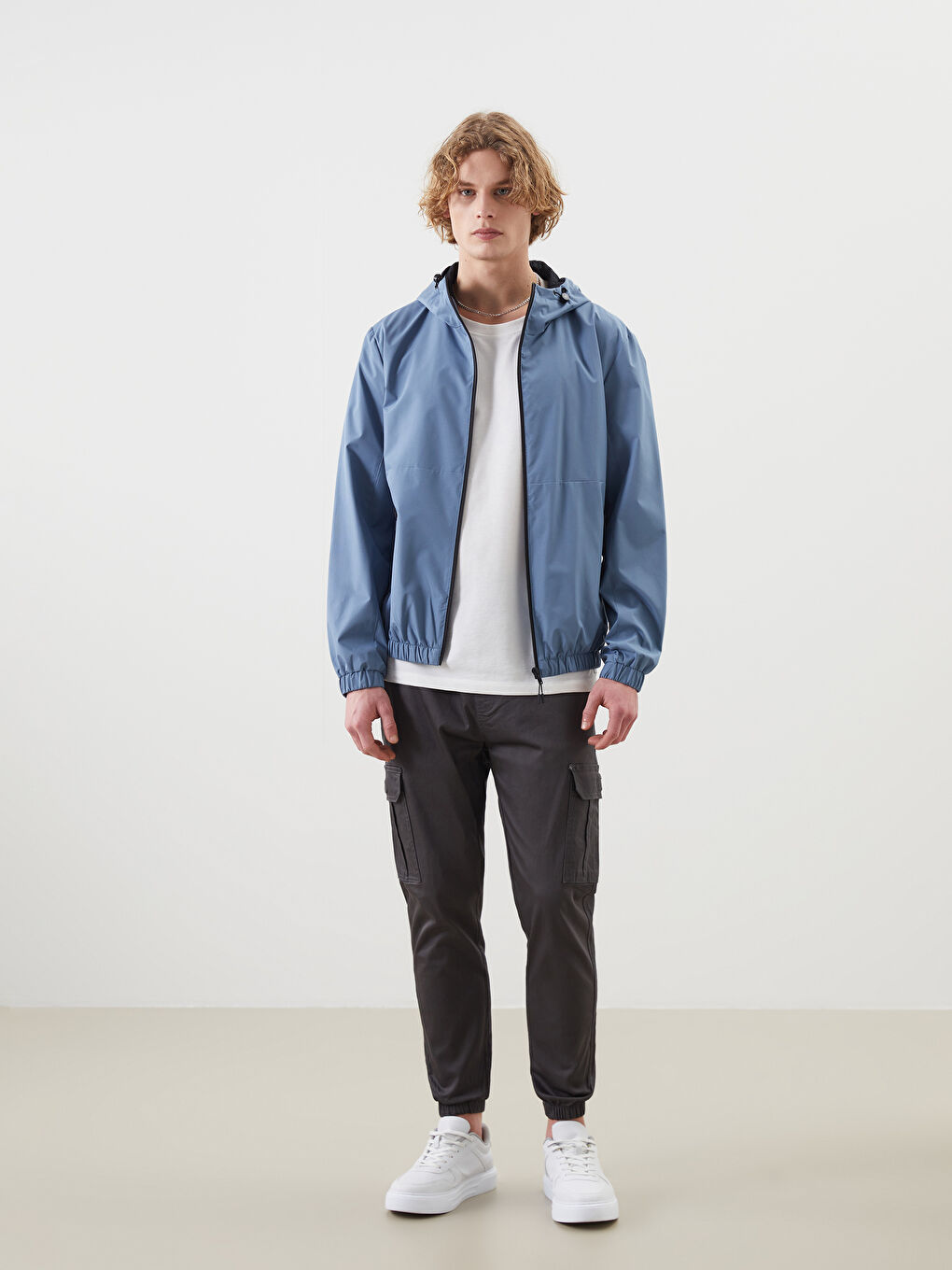 Mavi Standart Kalıp Kapüşonlu Erkek Yağmurluk-3